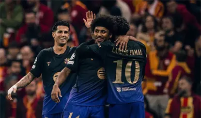 Barcelona golea al Galatasaray, Atl&eacute;tico de Madrid vence al Manchester United