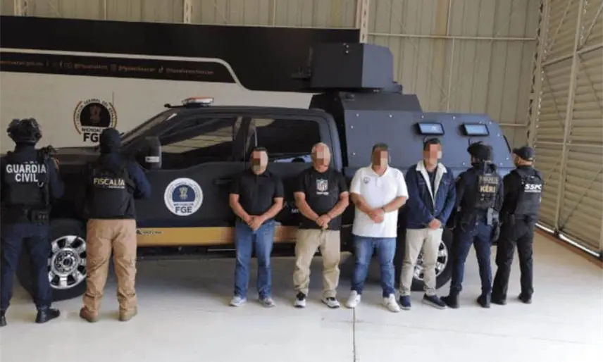 Detienen a 4 elementos y 1 exintegrante de la FGE Michoacán por fraude millonario