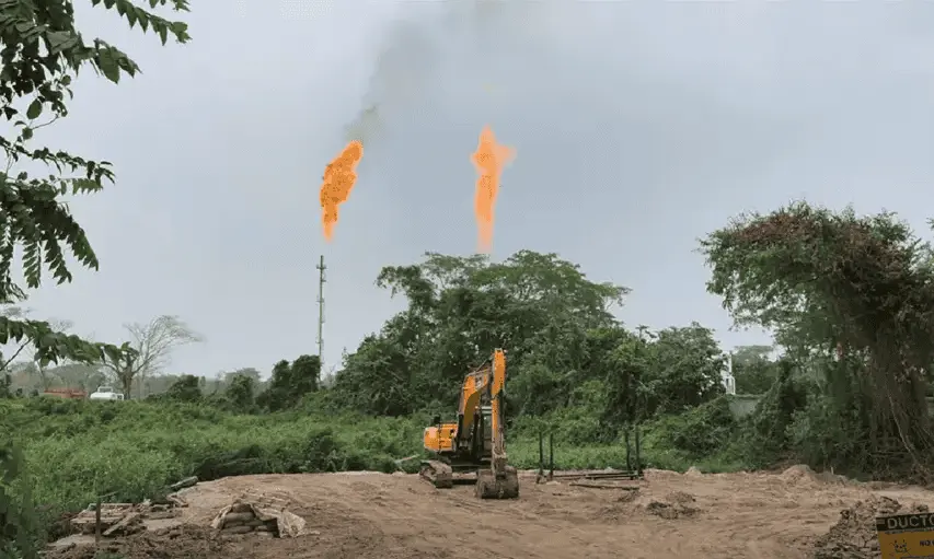 Incrementa Pemex actividad del quemador del &Aacute;rea de Trampas Agave