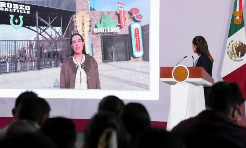 "Ya estás al aire" le dice Sheinbaum a titular de Sectur durante falla de enlace en la "mañanera"