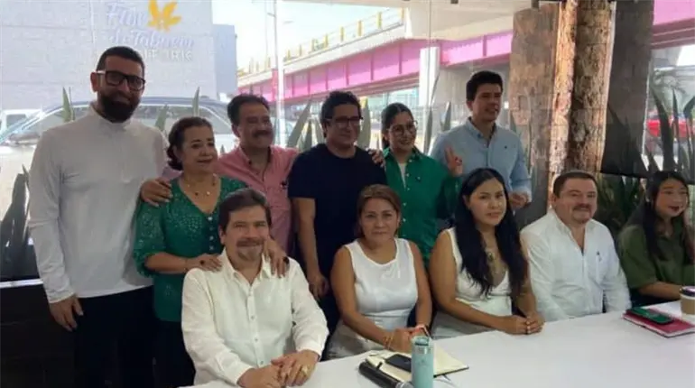 PVEM Tabasco suma a expresidentes de la CMIC y Coparmex; tambi&eacute;n a 2 activistas