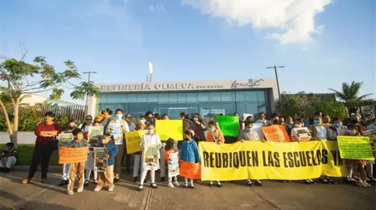 Reconoce SETAB retraso en inicio de construcci&oacute;n de escuelas colindantes a la Refiner&iacute;a Olmeca