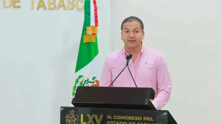 Propone Morena eliminar juicio para registro extempor&aacute;neo de personas que no tienen acta de nacimiento