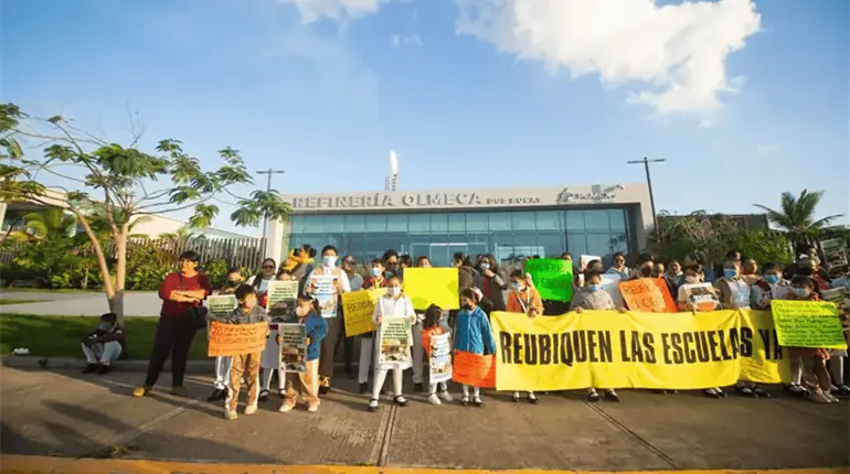 Reconoce SETAB retraso en inicio de construcci&oacute;n de escuelas colindantes a la Refiner&iacute;a Olmeca