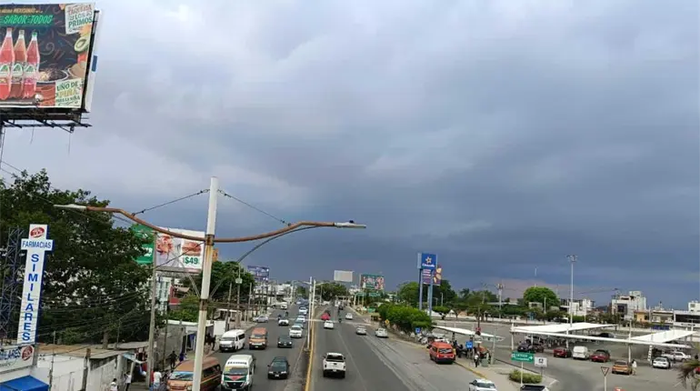 Pronostican lluvias puntuales y ambiente caluroso en Tabasco este jueves