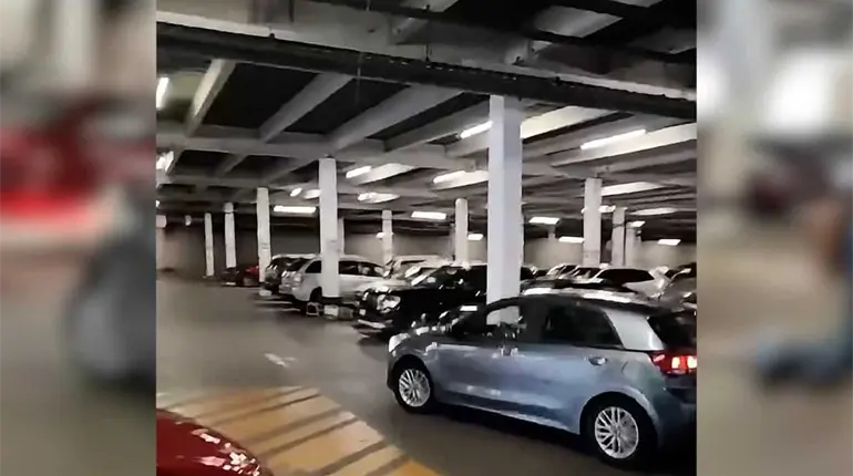 Fallece jefe de giras y log&iacute;stica del DIF Tabasco tras ser atropellado en plaza comercial