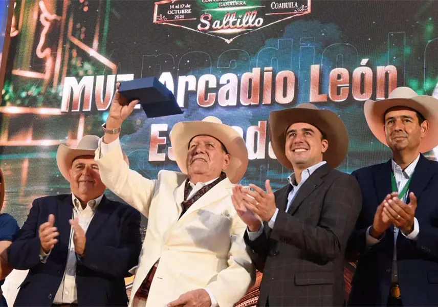 Reconocen durante la 90ª Convención Nacional Ganadera en Coahuila al tabasqueño Arcadio León por su labor en el sector Reconocen durante la 90ª Convención Nacional Ganadera en Coahuila al tabasqueño Arcadio León por su labor en el sector