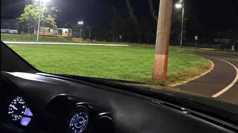 Investiga Ayuntamiento de Para&iacute;so ingreso de veh&iacute;culo a instalaciones deportivas captado en video