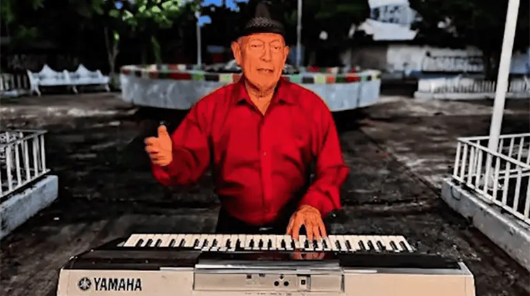 Presenta Arturo Bedoy su nuevo disco con in&eacute;ditas como "Lleg&oacute; el chicharr&oacute;n"