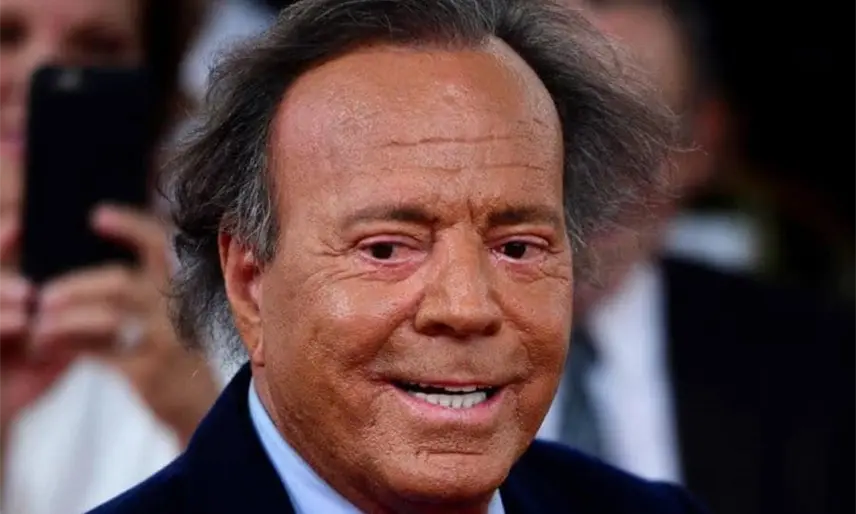 Julio Iglesias a investigación por presunto abuso sexual