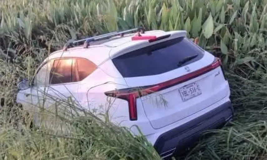 Grava suelta provoca ola de volcaduras en la Minatitlán–Coatzacoalcos
