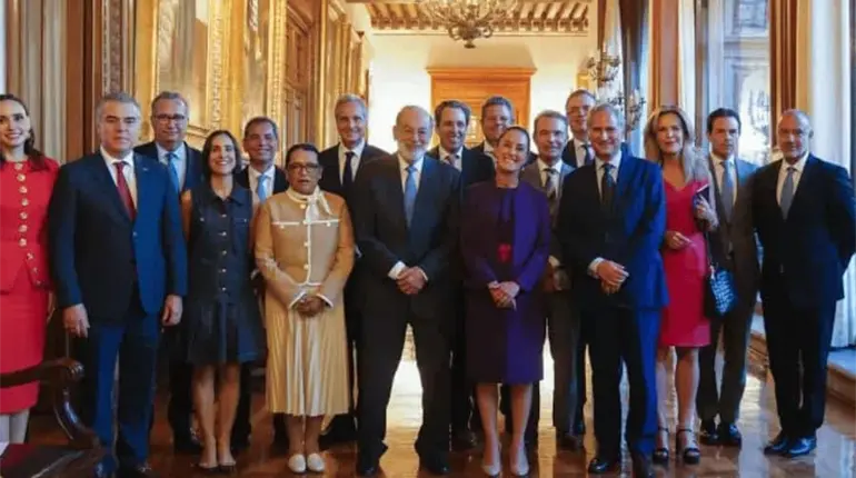 Sheinbaum rechaza que solo se re&uacute;na con grandes empresarios, como lo hac&iacute;a el "PRIAN"