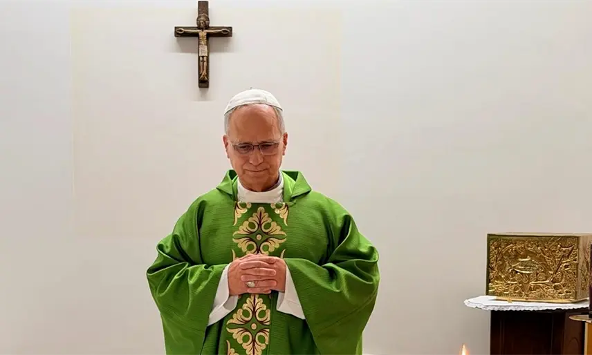 Papa León XIV celebra misa en el Hospital Gemelli