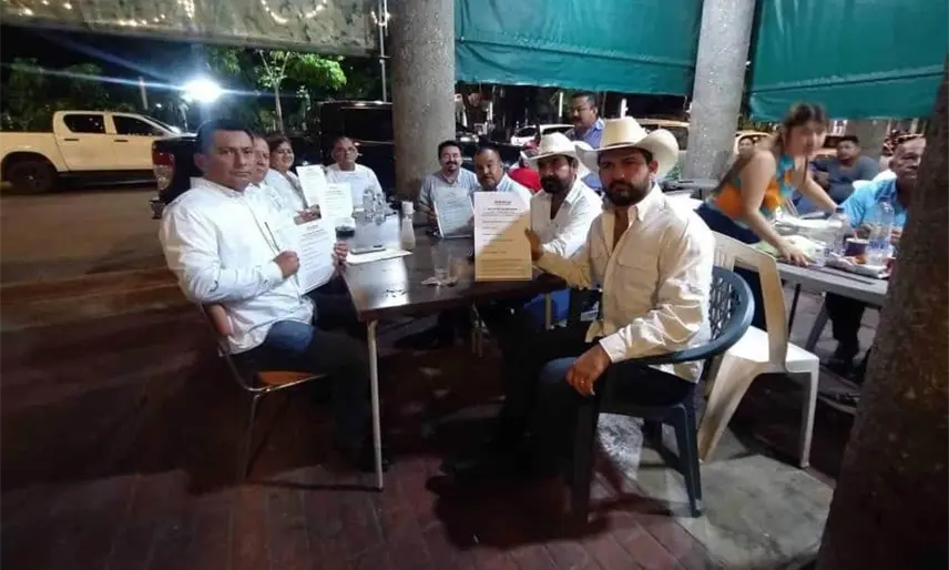 Pepín López rechaza que vaya a poner al candidato de Morena en Macuspana