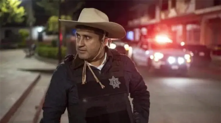 Fiscal&iacute;a de Michoac&aacute;n atribuye asesinato de Carlos Manzo a su combate contra el CJNG
