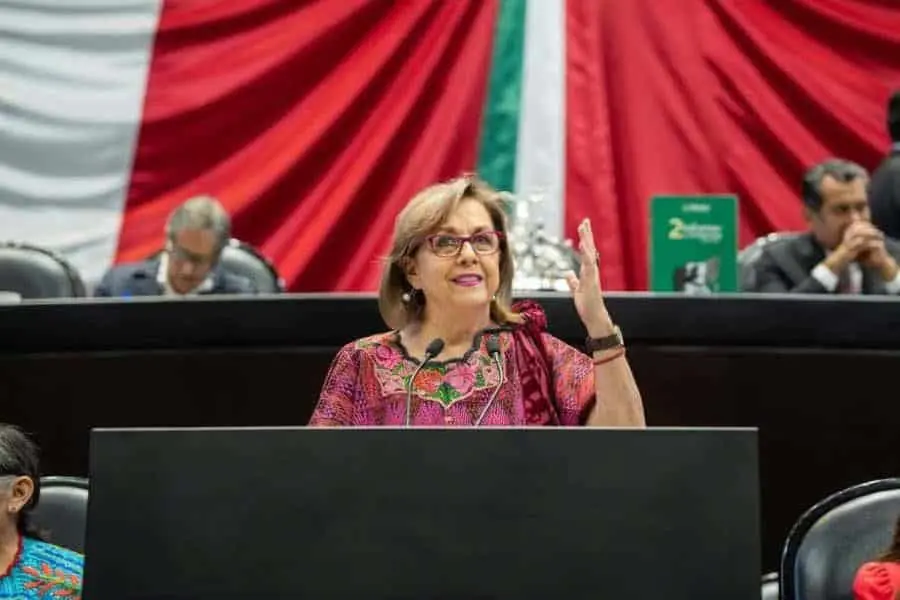 Senadora Mícher pedirá comparecencia de Aeroméxico por cambios en salas VIP Senadora Mícher pedirá comparecencia de Aeroméxico por cambios en salas VIP
