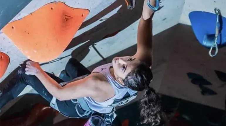 Majo Estrada clasifica a semifinales del Mundial de Escalada Deportiva en EE. UU.
