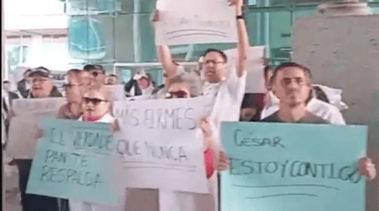 Defensa de exfiscal de Chihuahua acusa maniobra pol&iacute;tica tras su detenci&oacute;n durante protesta de panistas