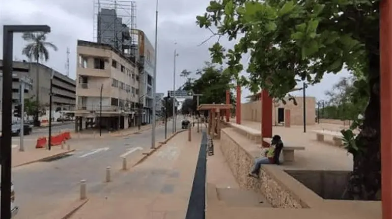 Promete SOTOP afectar lo menos posible a comercios del Centro Hist&oacute;rico de Villahermosa con rehabilitaci&oacute;n del malec&oacute;n