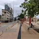Advierte padre tiktokero afectaciones por avance del mar en la carretera en Chiltepec, Para&iacute;so