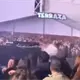 Jorge D&acute;Alessio sufre ca&iacute;da en pleno concierto de Matute y termina fracturado