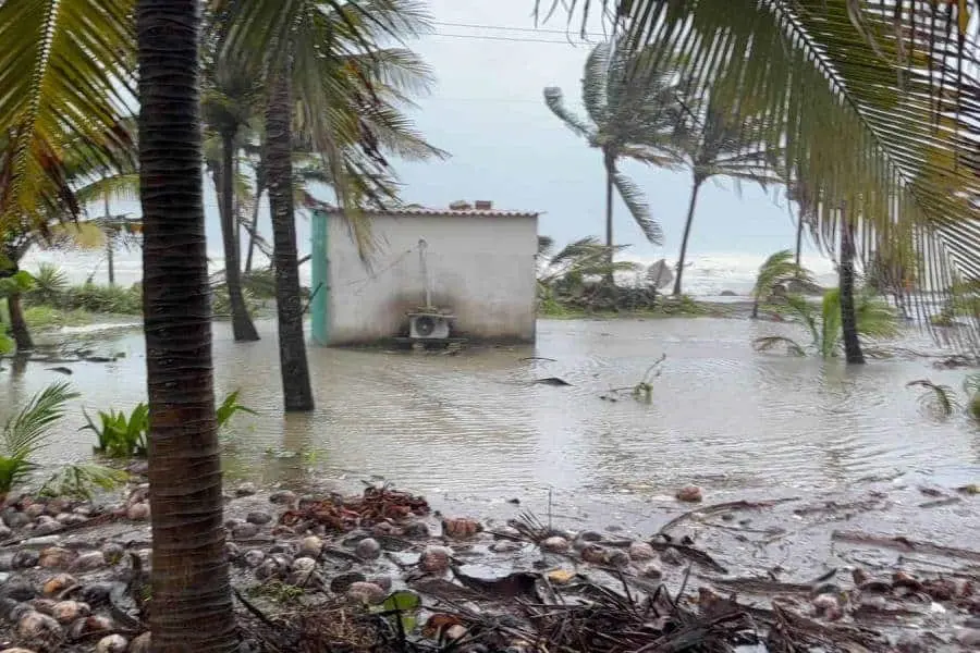 Tabasco ha perdido 70 km de costa por erosión marina: Gobernador Tabasco ha perdido 70 km de costa por erosión marina: Gobernador