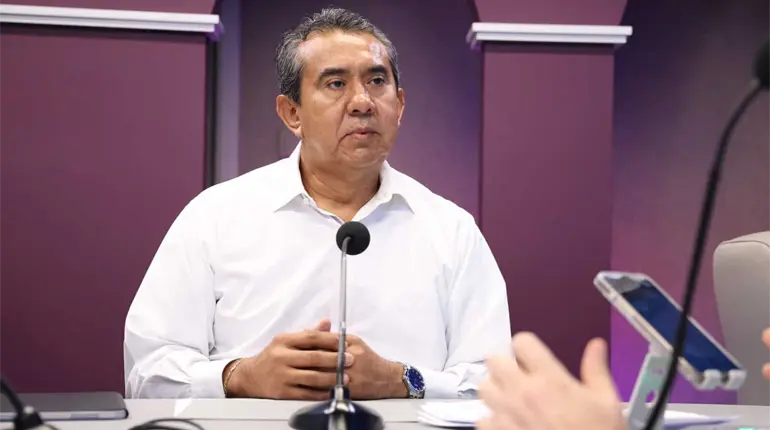 Niega Jorge Monta&ntilde;o mandar en el IEPC