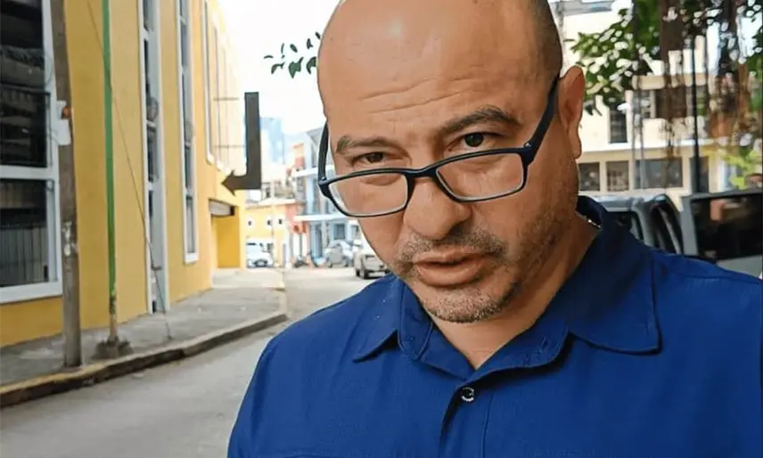 Toño Subiaur evita responder sobre señalamientos de favoritismo en Macuspana