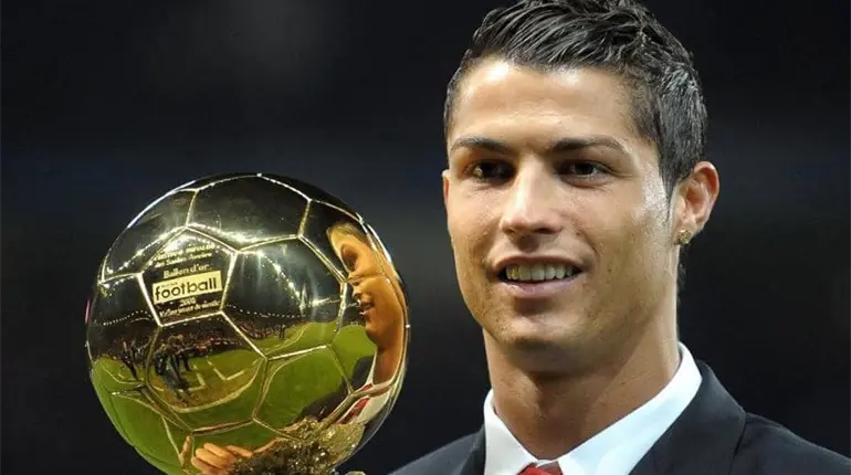 Cristiano Ronaldo lidera las votaciones para ganar el Bal&oacute;n de Oro denominado "BOAT"