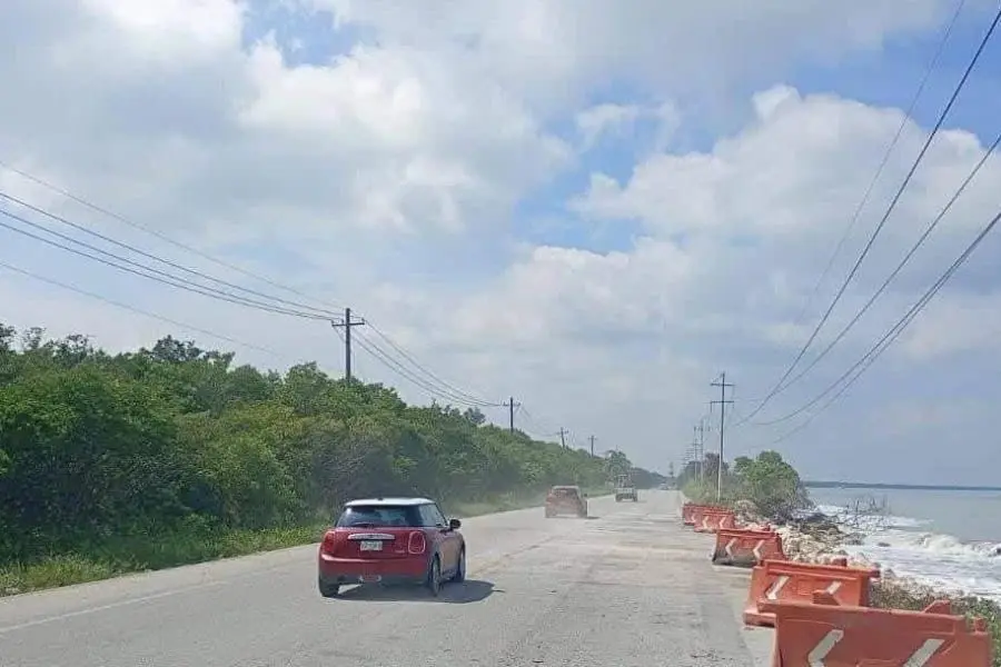 Inicia reparación del tramo Villahermosa-Ciudad del Carmen afectado por fuerte oleaje Inicia reparación del tramo Villahermosa-Ciudad del Carmen afectado por fuerte oleaje