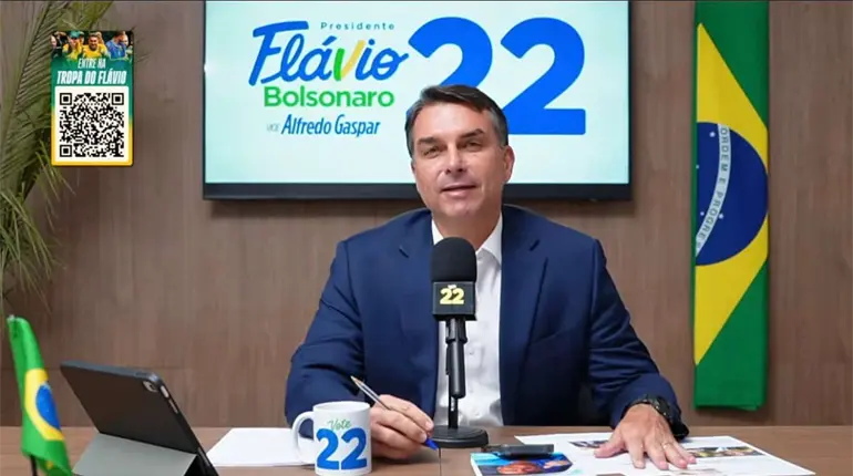 Campa&ntilde;a de Lula pedir&aacute; anular candidatura de Fl&aacute;vio Bolsonaro por "interferencia" de Meta en elecciones