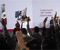 Sheinbaum llama a sindicato del IMSS a "cooperar" ante contrapropuesta salarial para trabajadores