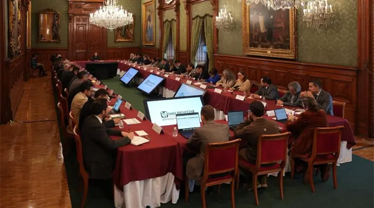 Se re&uacute;ne Sheinbaum con gobernadores de los 24 estados incorporados al IMSS-Bienestar