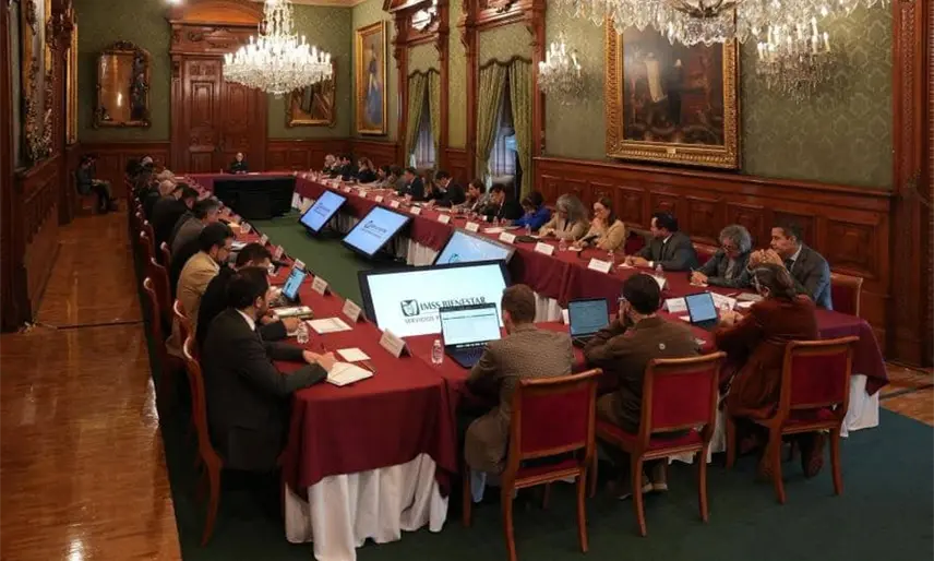 Se reúne Sheinbaum con gobernadores de los 24 estados incorporados al IMSS-Bienestar