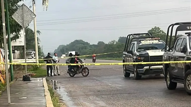 Hallan cabeza humana en nevera en Huimanguillo; dejan cartulina con amenazas