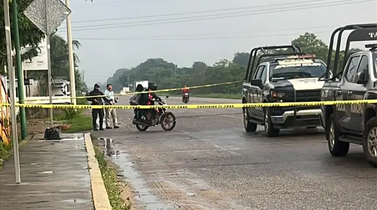 Hallan cabeza humana en nevera en Huimanguillo; dejan cartulina con amenazas