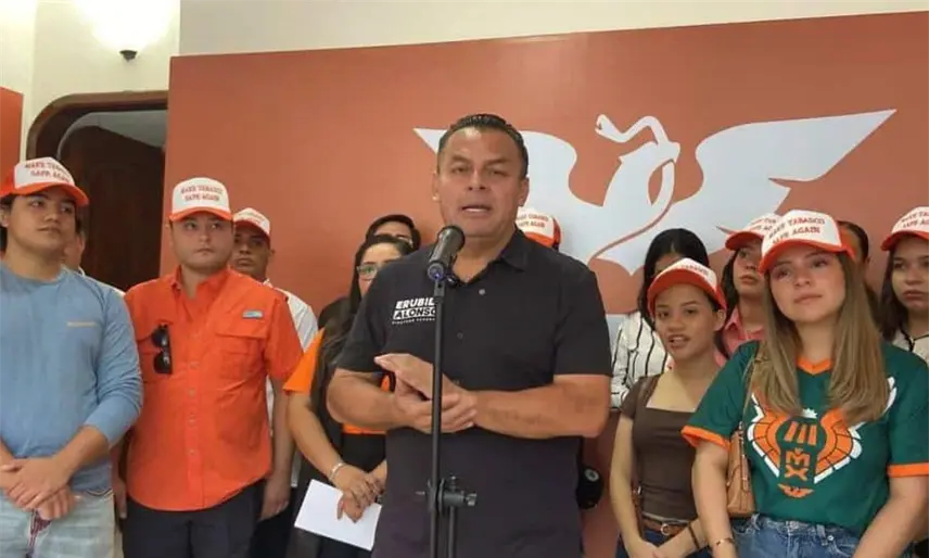 Erubiel Alonso urge a autoridades gestionar recursos para colocar escolleras en costas de Tabasco