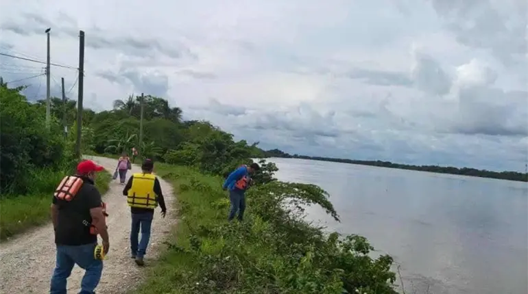 Alerta Jonuta sobre riesgo de deslave en carretera del poblado Sacrificio por inclemencias del tiempo