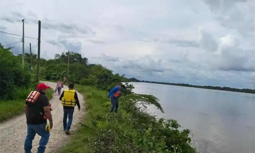 Alerta Jonuta sobre riesgo de deslave en carretera del poblado Sacrificio por inclemencias del tiempo