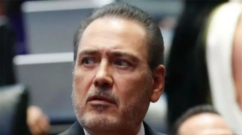 Taddei debe reflexionar seriamente su salida del instituto": Manlio Fabio Beltrones