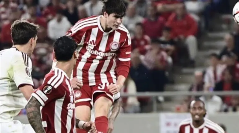 Hormiga Gonz&aacute;lez se viste de h&eacute;roe en el triunfo de Olympiacos en Europa League