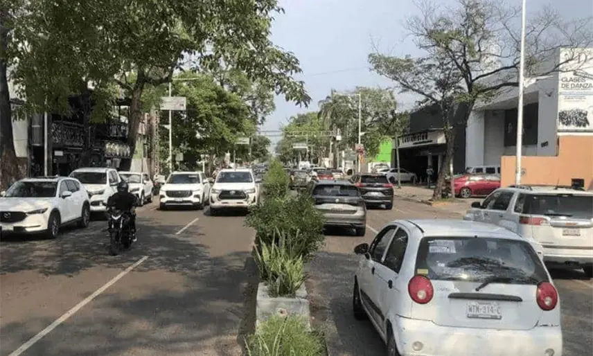Cuestiona ´Lab incide´ que Gobierno inicie trabajos en Paseo Tabasco sin trámites correspondientes