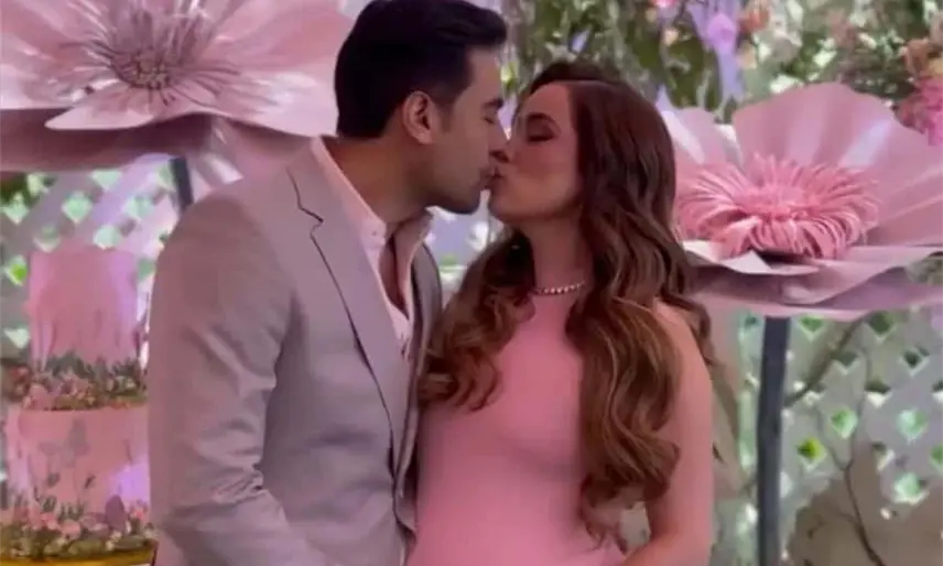 Cynthia Rodríguez y Carlos Rivera celebran lujoso baby shower