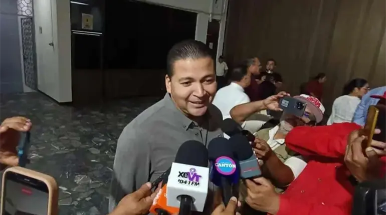 Podr&iacute;an ser tres los registrados en Morena para la coordinaci&oacute;n municipal de Centro: Jorge Bracamonte