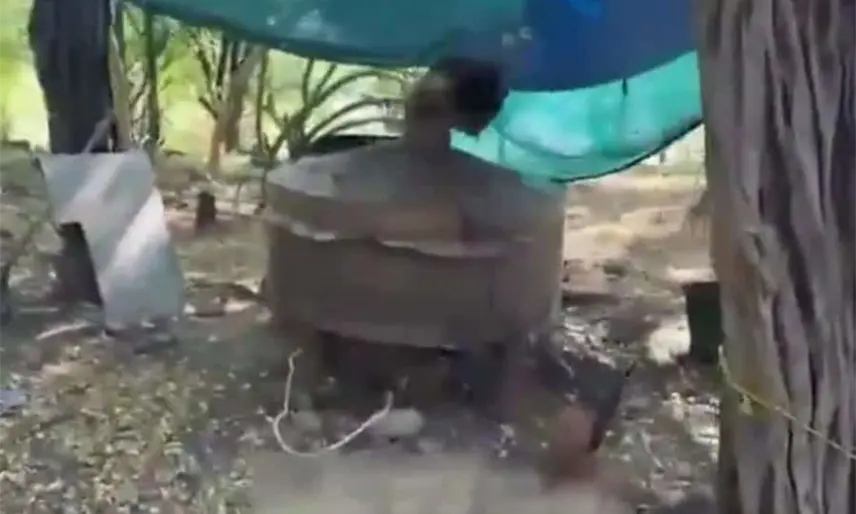 Desmantelan narcolaboratorio de metanfetamina de "Los Chapitos" en Sinaloa