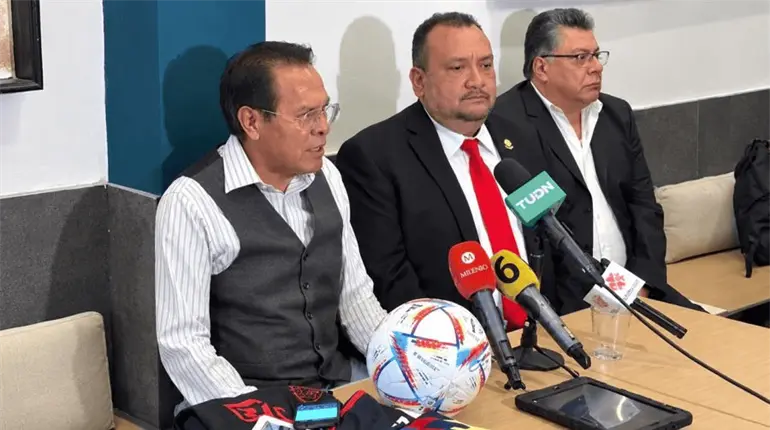 Productor acusa a Edson &Aacute;lvarez por presunta falsificaci&oacute;n de certificados de COVID-19