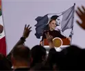 Van a llegar a un pa&iacute;s libre y democr&aacute;tico: Sheinbaum a participantes del Festival de Escribidores de derecha