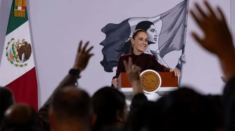 Van a llegar a un pa&iacute;s libre y democr&aacute;tico: Sheinbaum a participantes del Festival de Escribidores de derecha