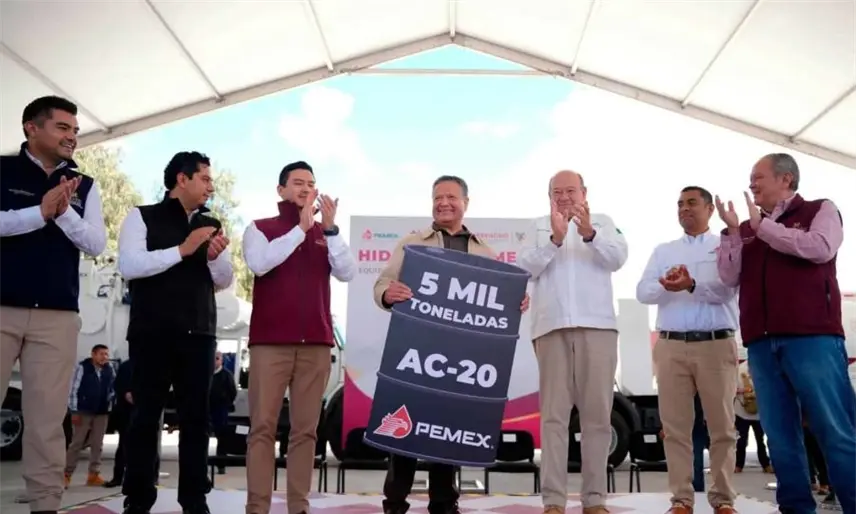 Dona Pemex 78.6 mdp en equipamiento al gobierno de Hidalgo