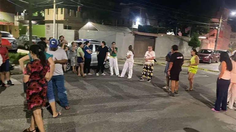 Vecinos de la colonia Atasta protestan por desabasto de agua en la zona; este viernes retomar&aacute;n la manifestaci&oacute;n